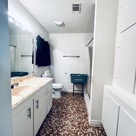 Cozy Private Bed & Bath Near Medical Center, Galleria And Dt Houston Exterior foto